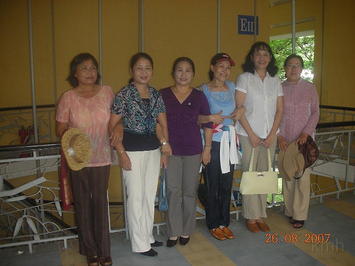 Gai - Trang - Minh - Lien - Hang- My.JPG - Từ trái:Gái,Trang,Minh,Thanh Liên,Phong Hằng,Mỹ